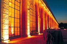 Erfahren Sie mehr über die Entstehung, die Geschichte und den Zweck der Orangerie im Schloß Schönbrunn in Wien